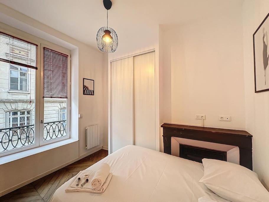 Cosy Appart, Rue St Cyr Lyon Ngoại thất bức ảnh